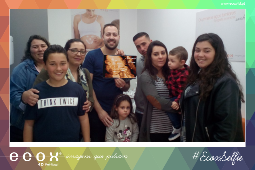 Ultrassom emocional Ultrassom 4D de O Salvador teve a visita dos Padrinhos vindos de Luxemburgo