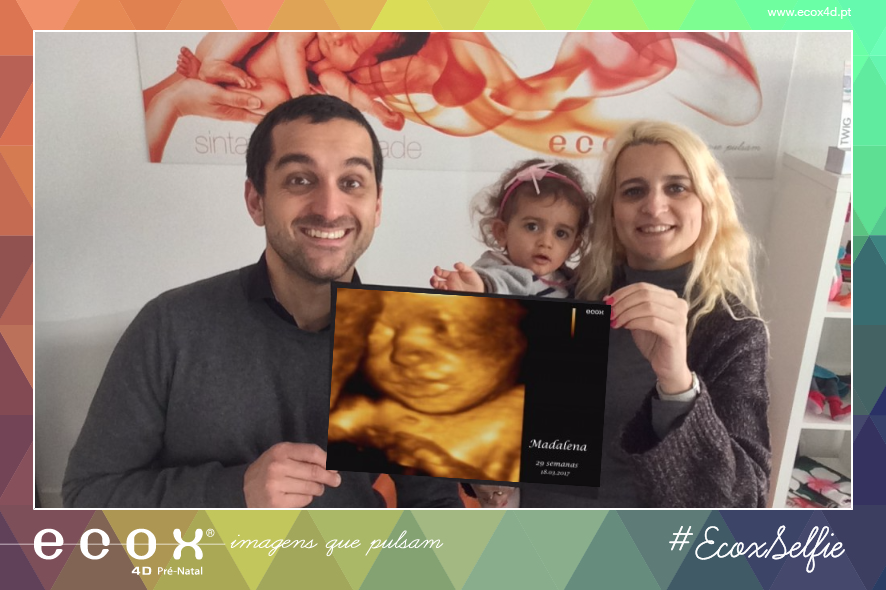 Ultrassom emocional Ultrassom 4D de Madalena, papás e mana grande